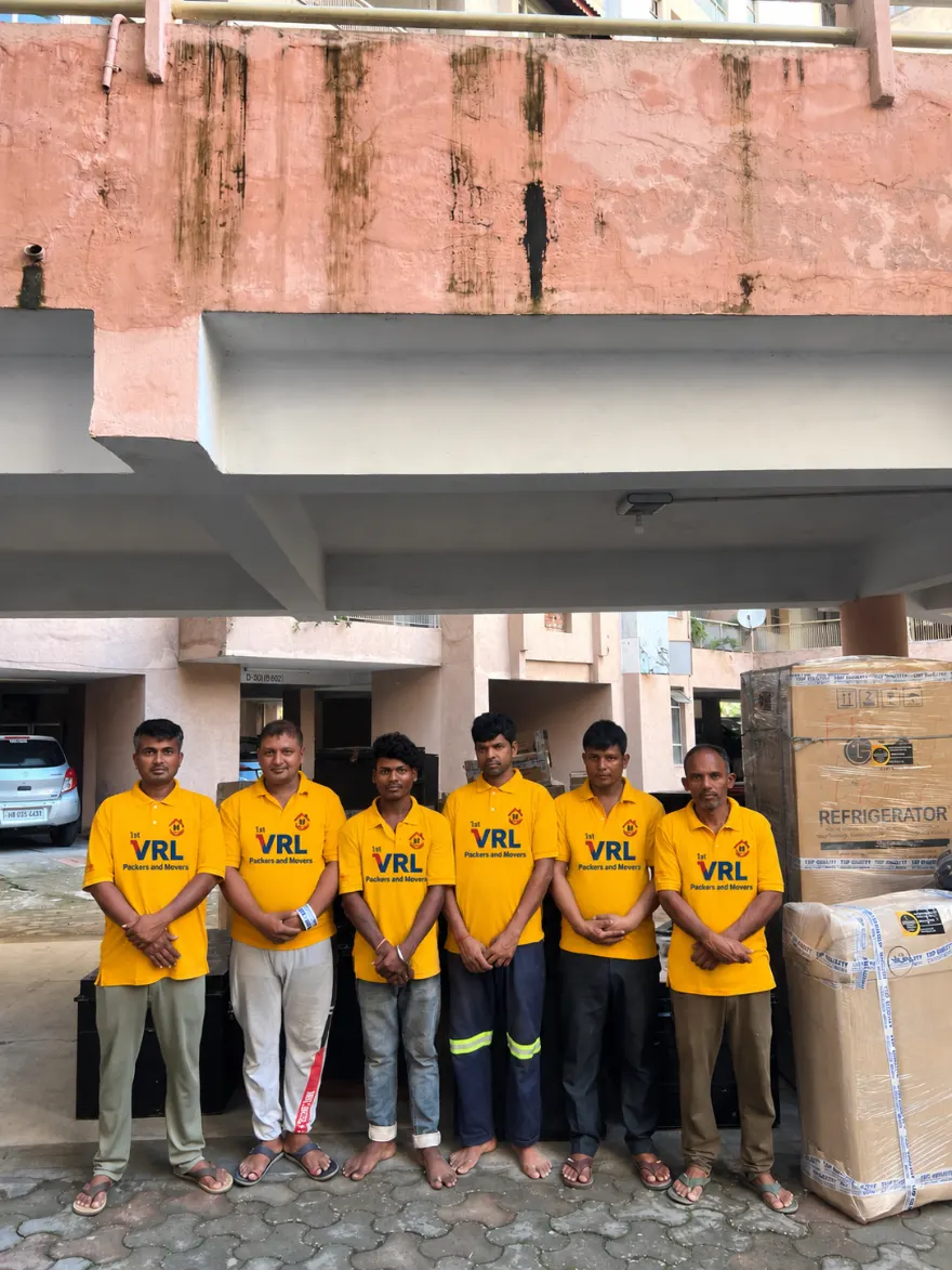 1st VRL Packers and Movers crew in uniform